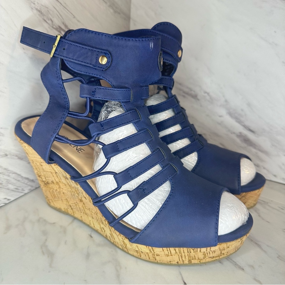 Strappy Open Toe Wedges - Blue - Size 7